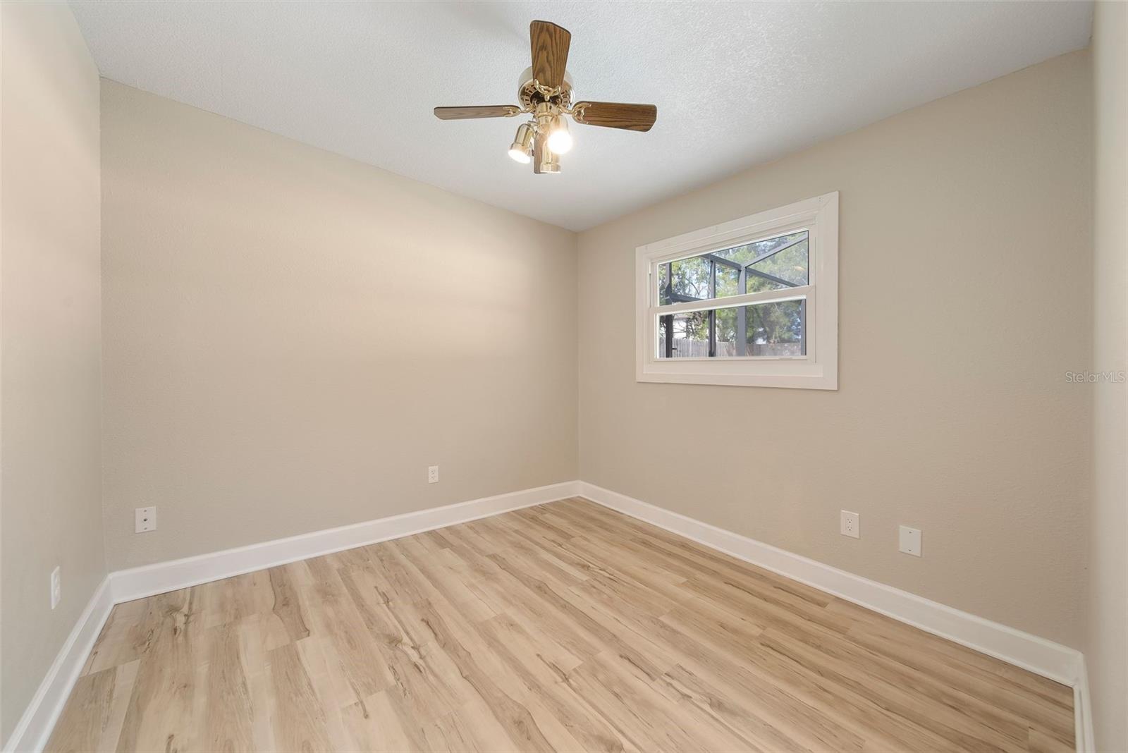 Image 27 of 51 For 2421 Jennifer Hope Boulevard