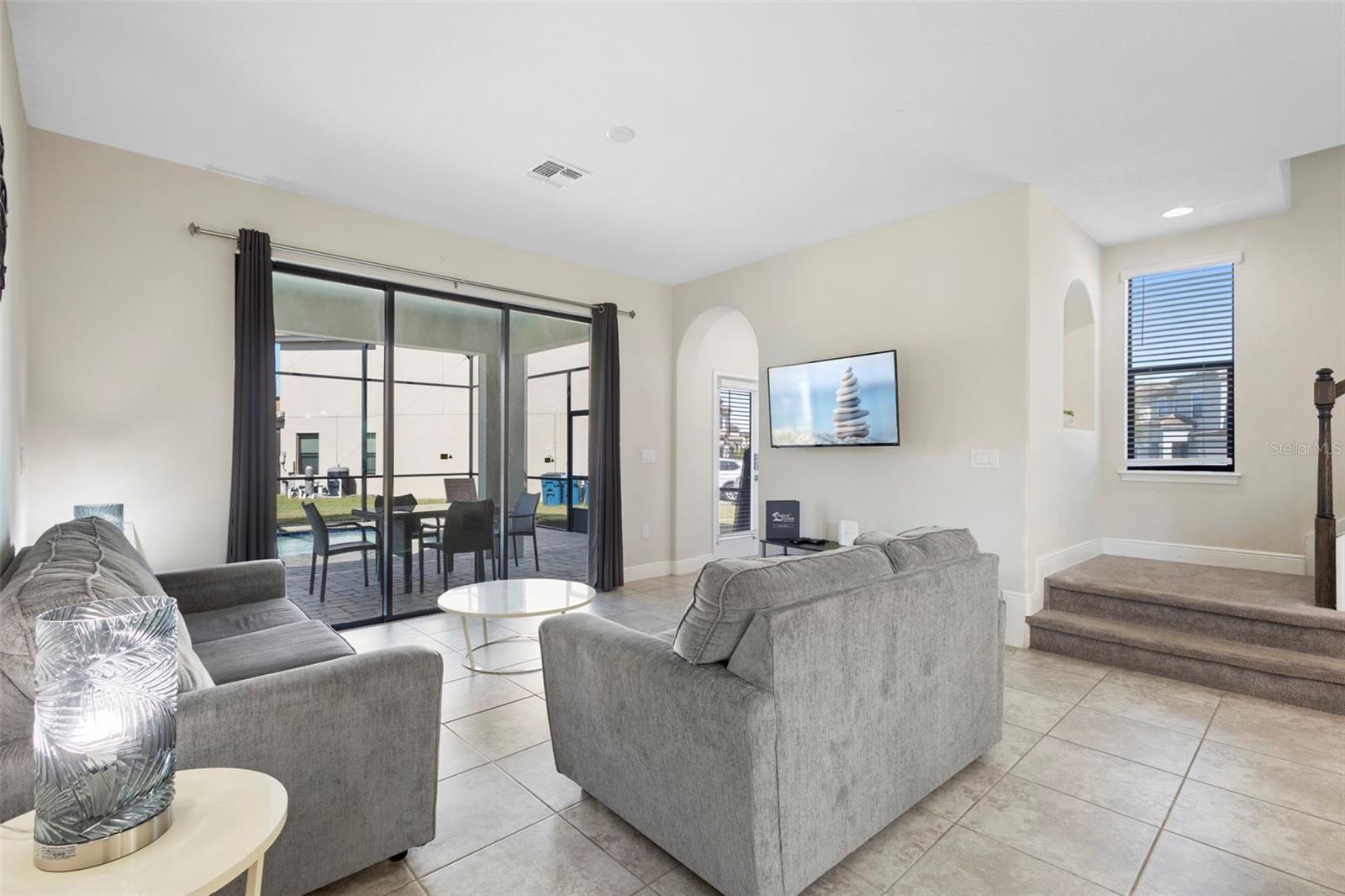 Image 20 of 61 For 137 Angelas Avenue