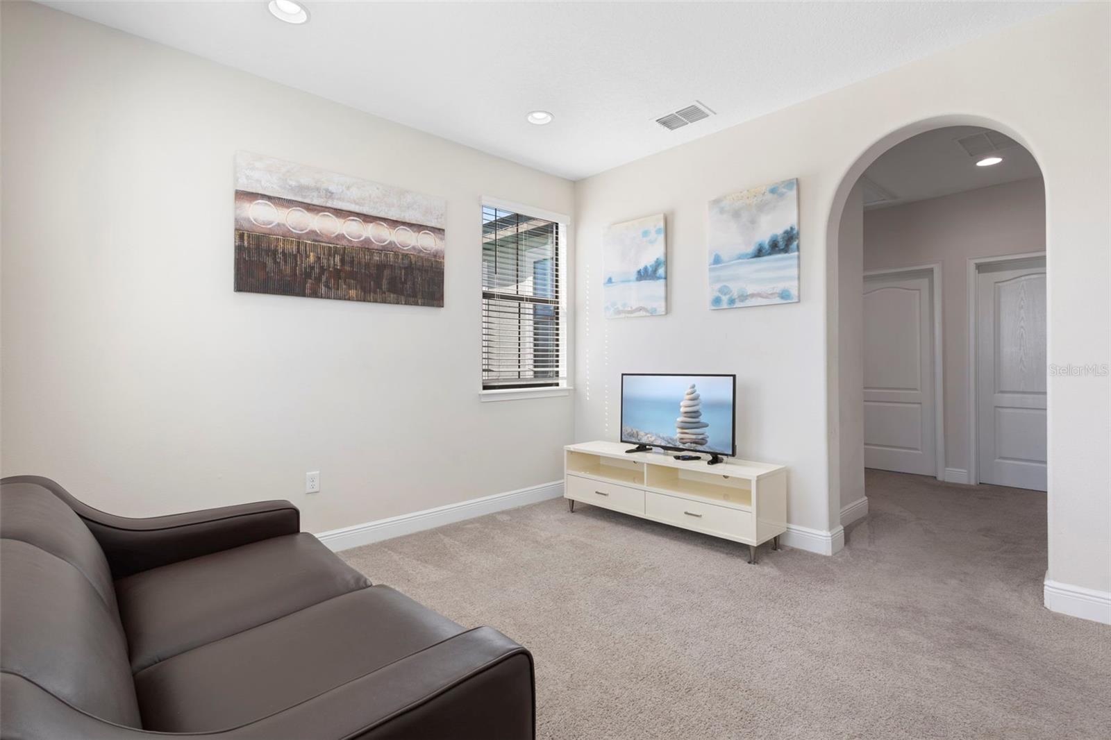 Image 22 of 61 For 137 Angelas Avenue