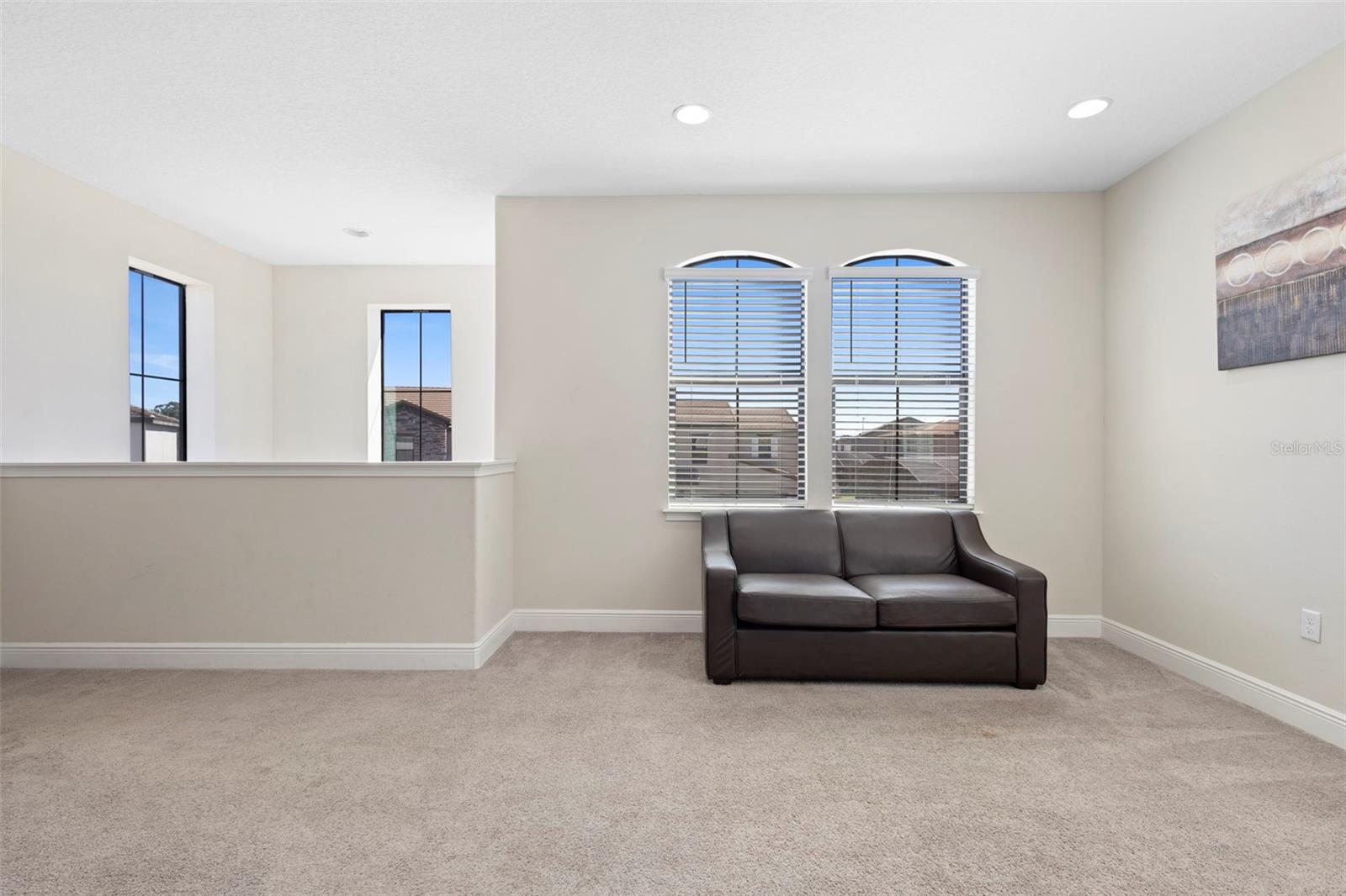 Image 34 of 61 For 137 Angelas Avenue