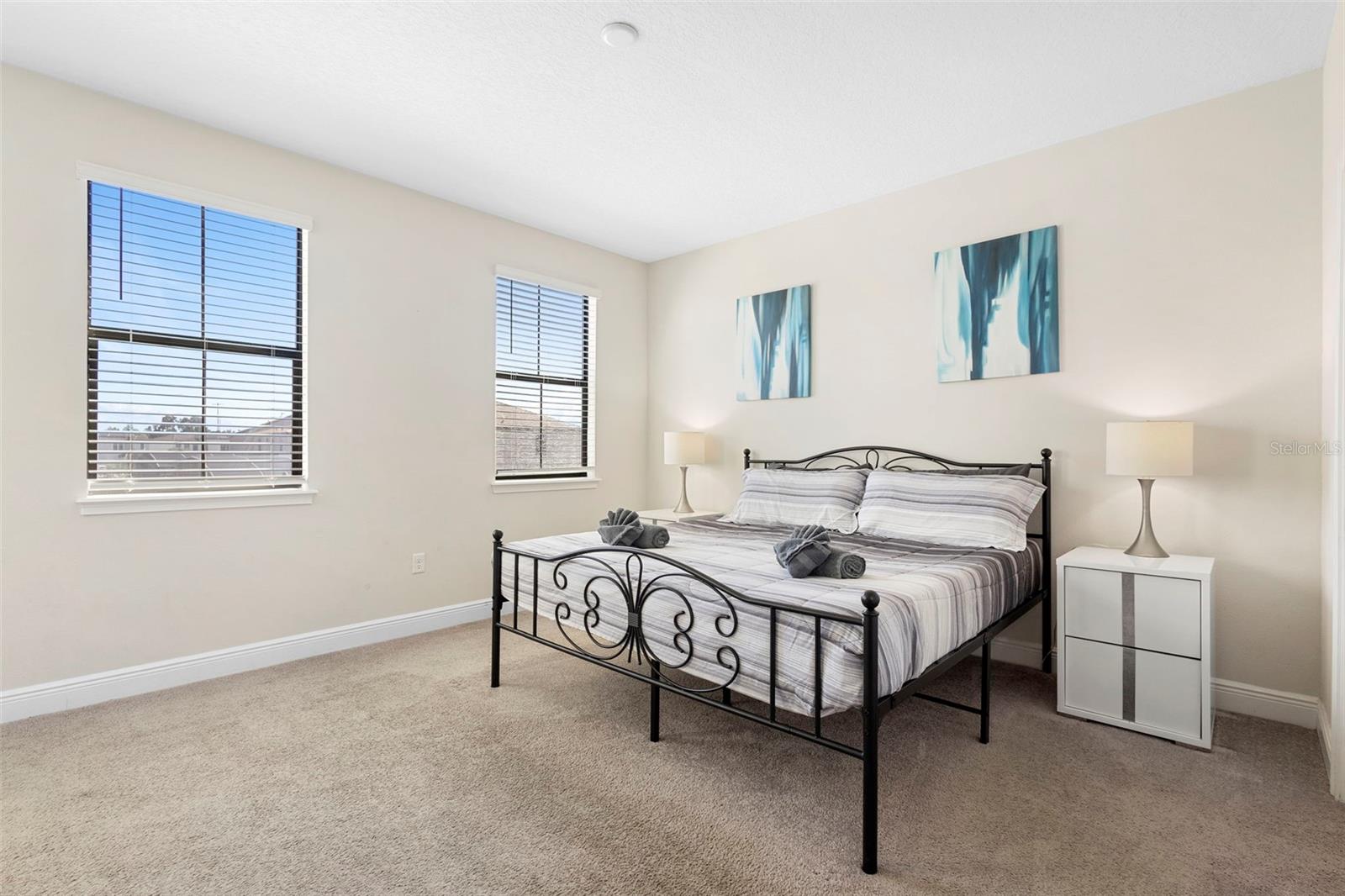 Image 38 of 61 For 137 Angelas Avenue