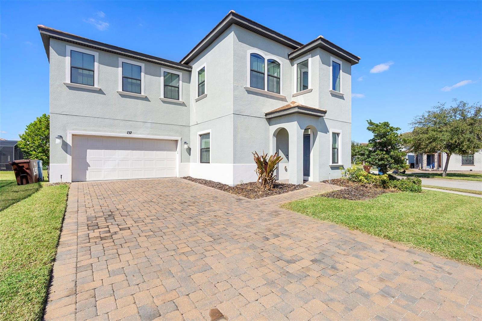 Image 4 of 61 For 137 Angelas Avenue