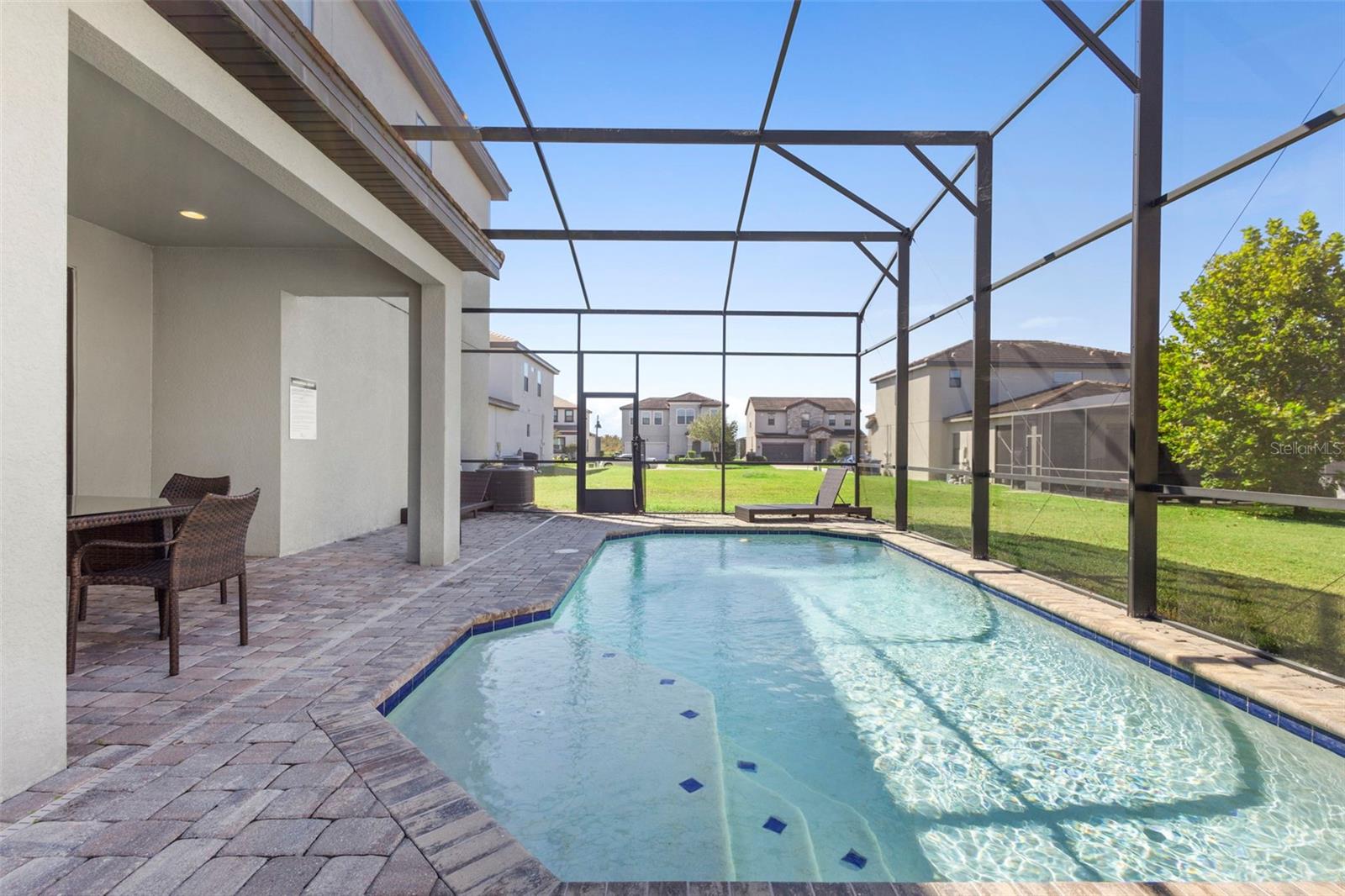 Image 44 of 61 For 137 Angelas Avenue