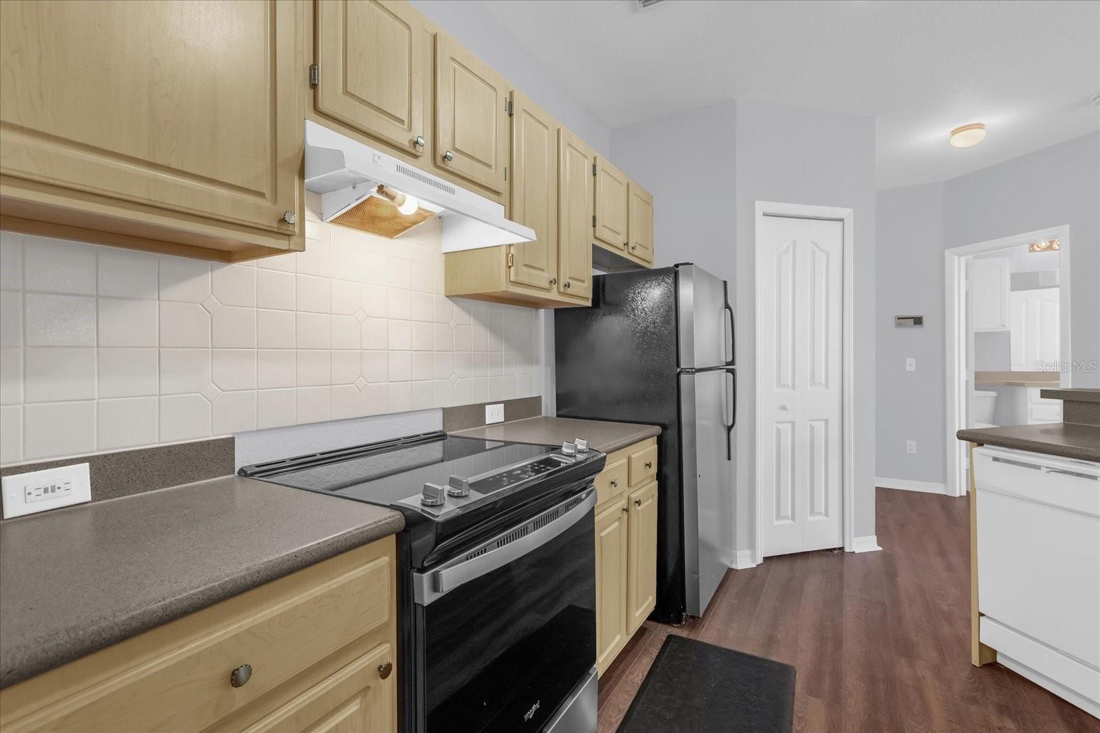 Image 7 of 25 For 2740 Maitland Crossing Way 302