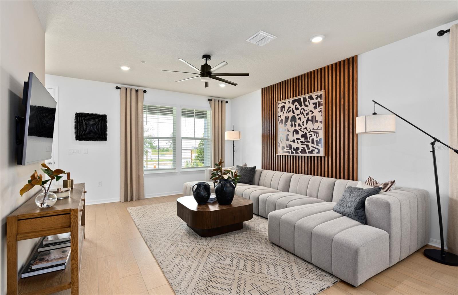 Image 6 of 30 For 4620 Orchard View Alley