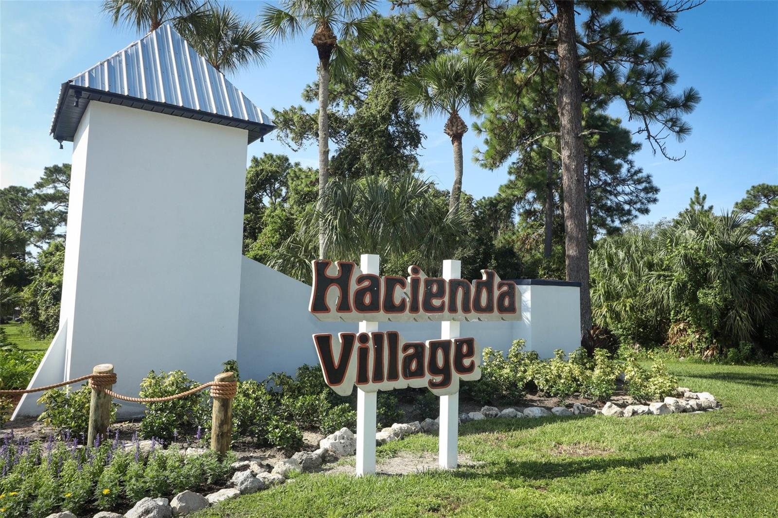 Image 25 of 46 For 320 Casa Grande