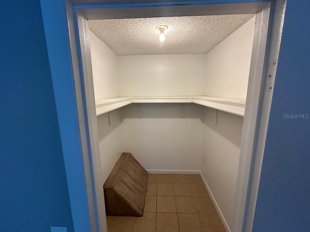 Image 14 of 19 For 5582 Green Shadows Place 20-2