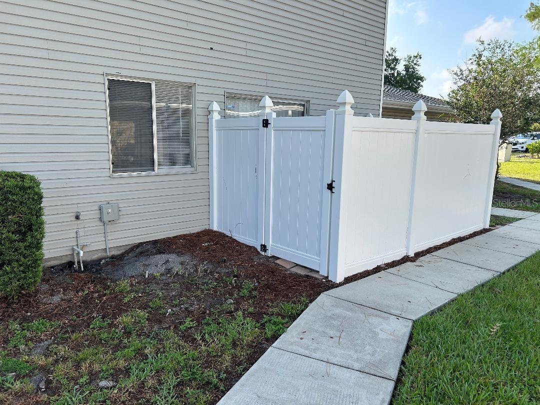 Image 2 of 19 For 5582 Green Shadows Place 20-2