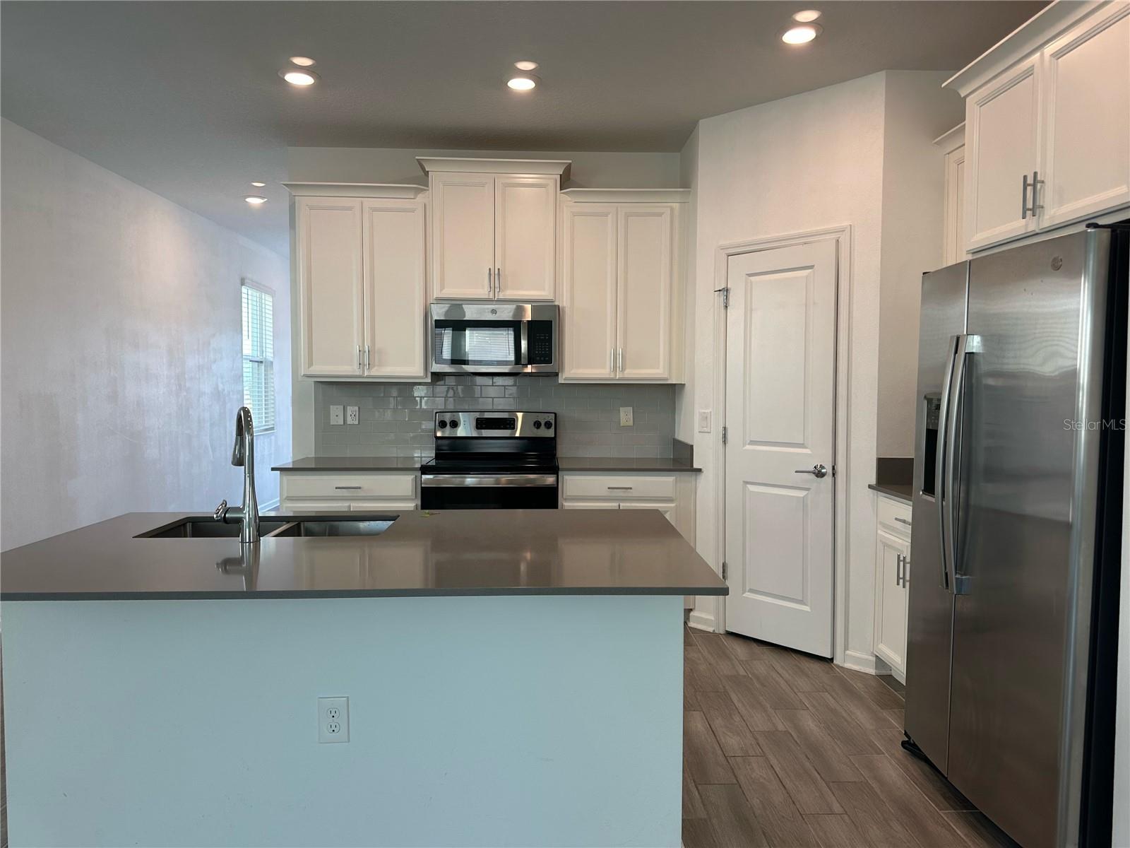 Image 4 of 38 For 17136 Salty Dog Road