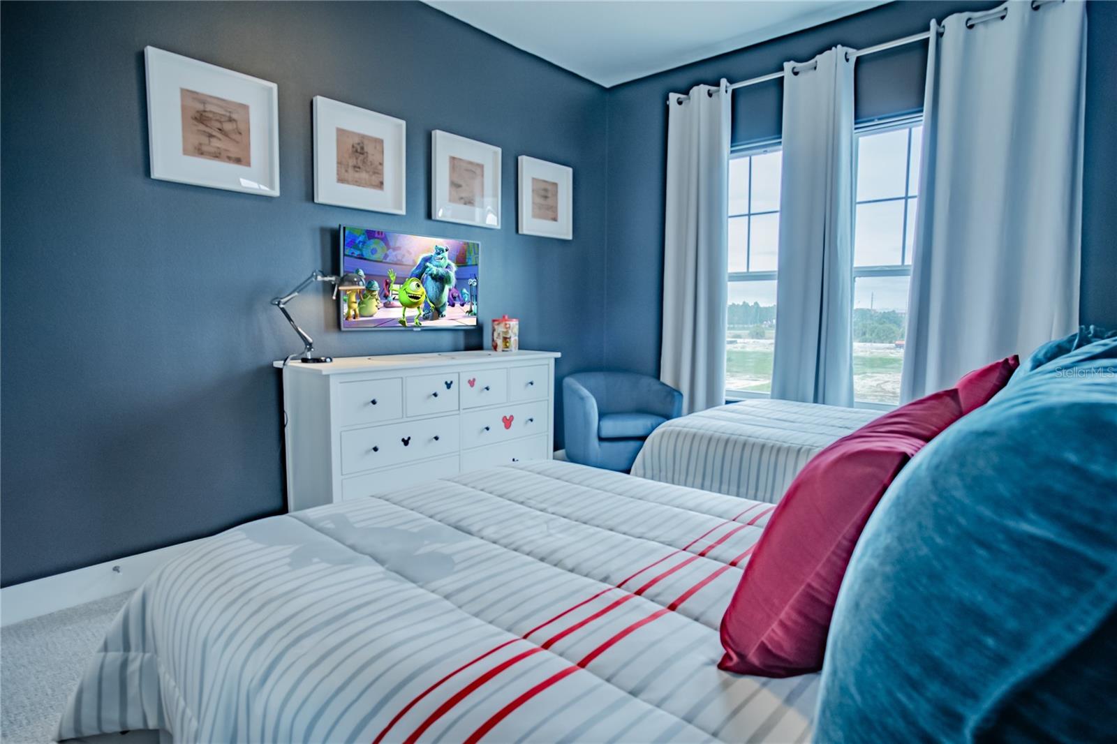 Listing photo id 22 for 7585 Sunny Dreams Lane