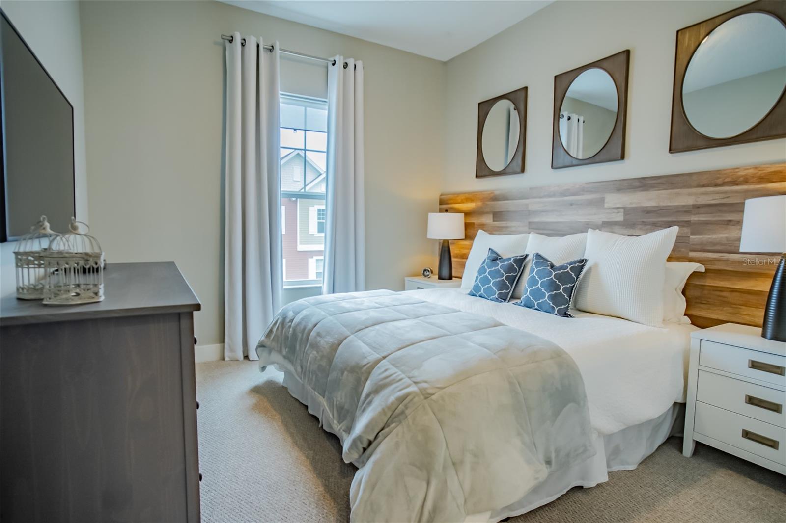 Listing photo id 24 for 7585 Sunny Dreams Lane