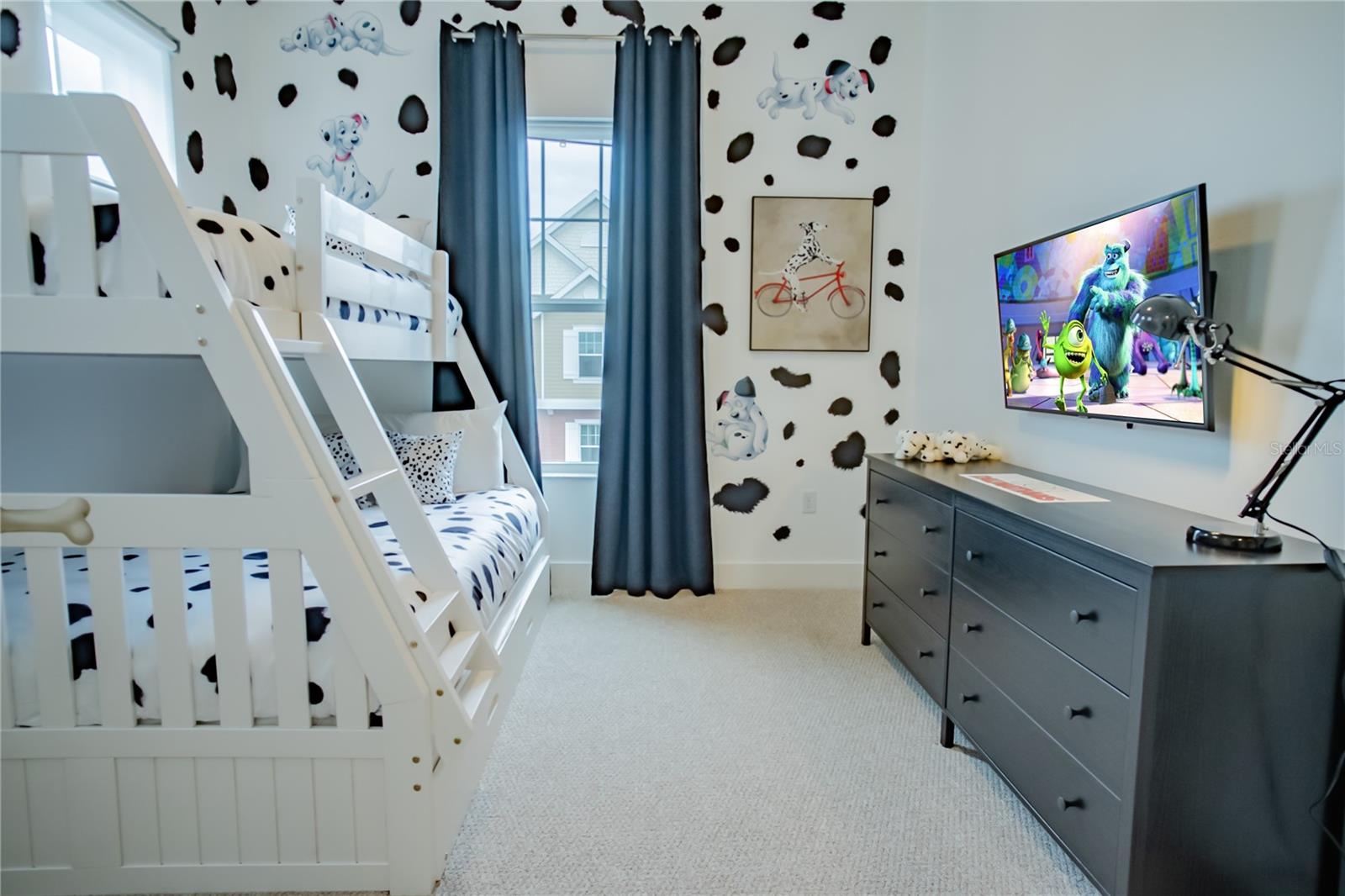 Listing photo id 31 for 7585 Sunny Dreams Lane