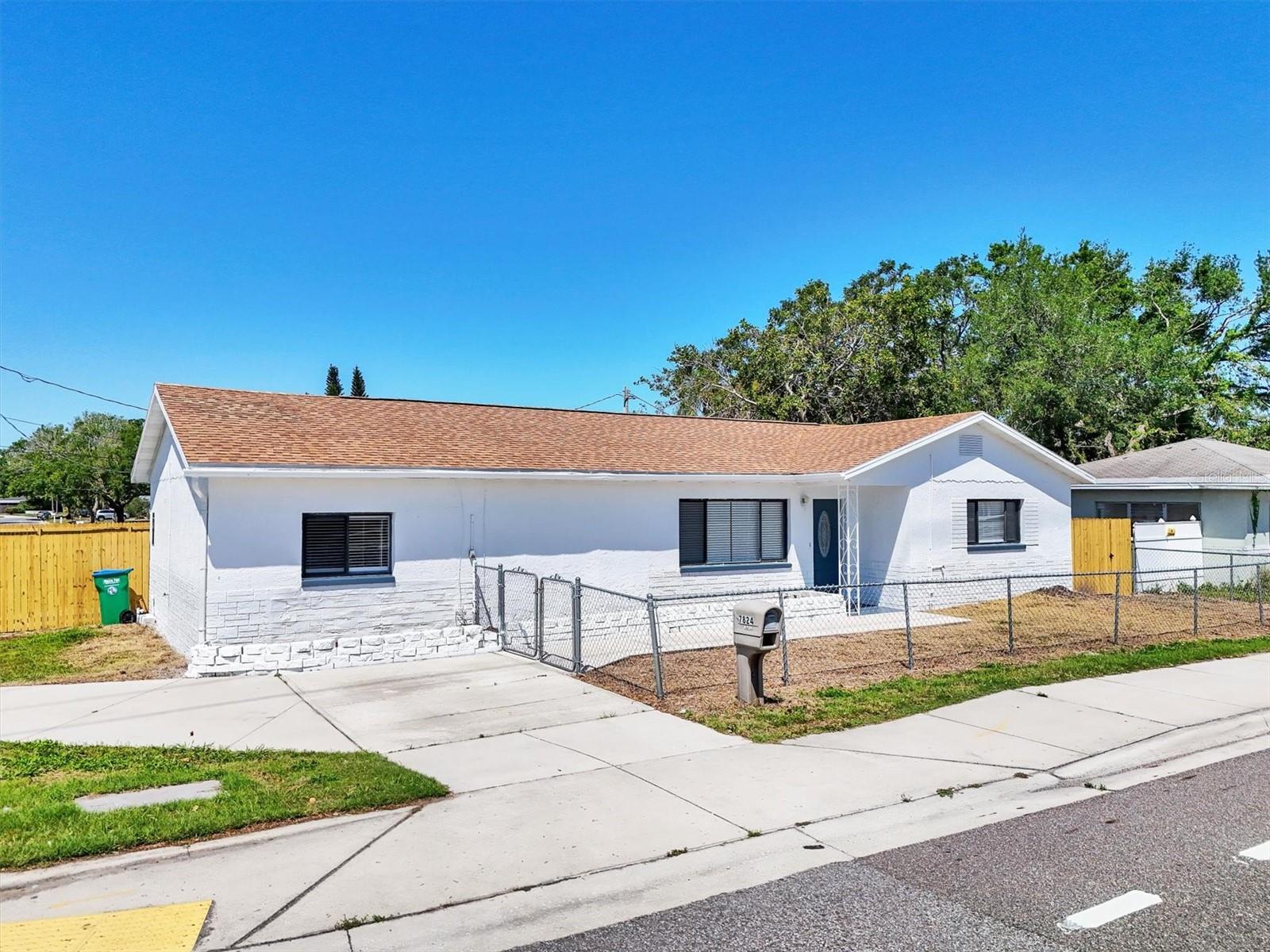 Image 11 of 30 For 7824 Starkey Road