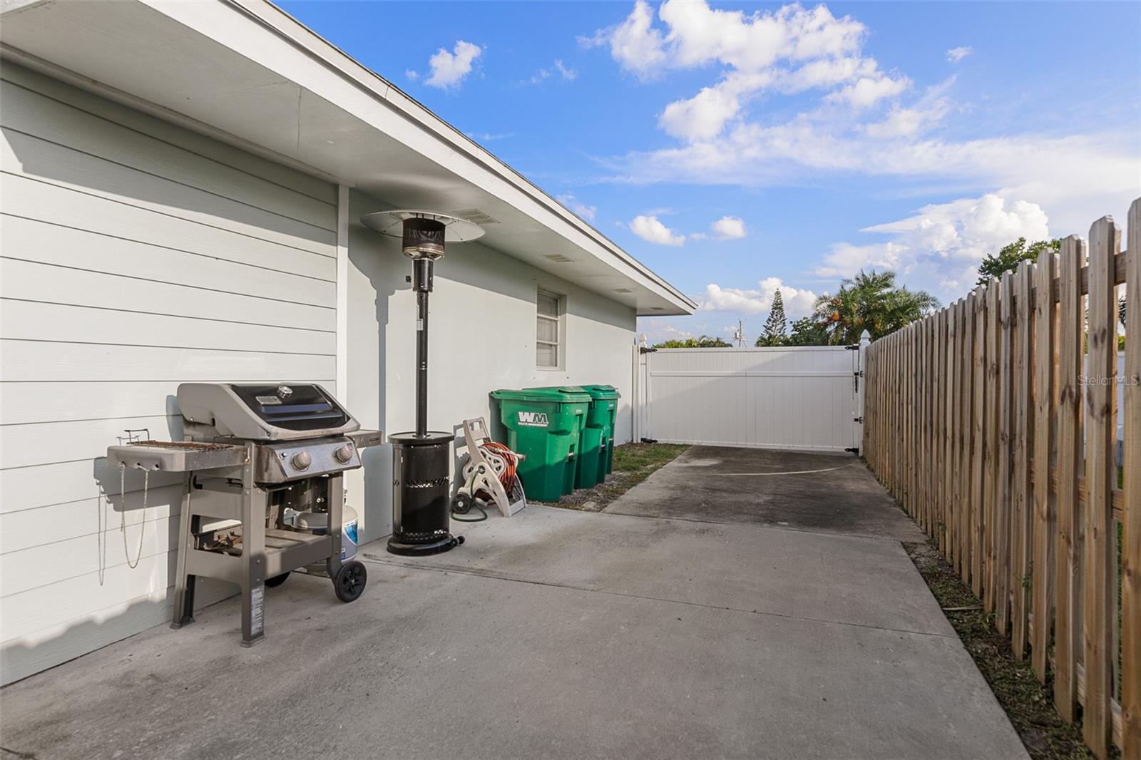 Image 34 of 40 For 1114 Seminole Drive