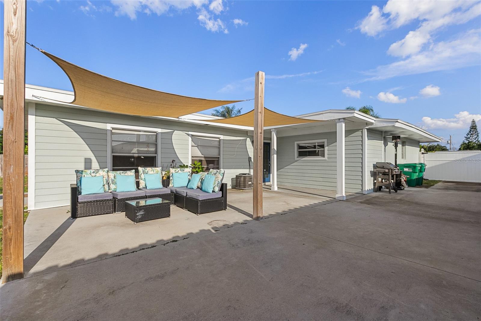 Image 35 of 40 For 1114 Seminole Drive