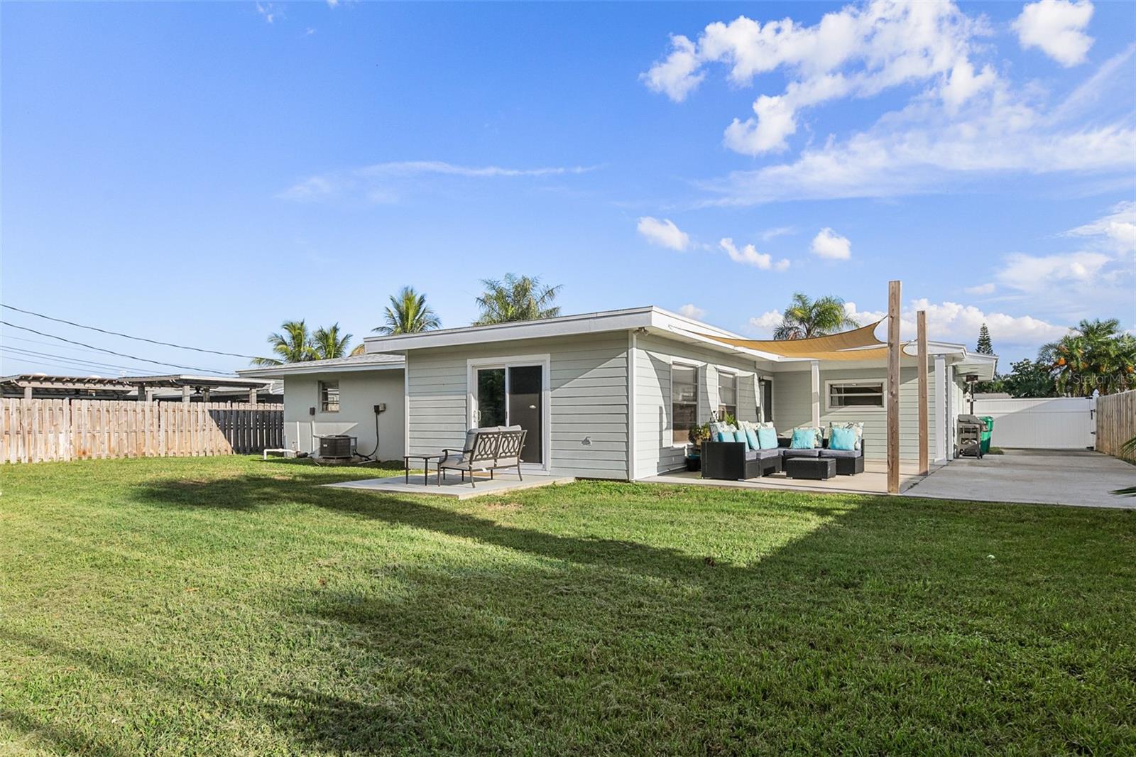 Image 38 of 40 For 1114 Seminole Drive