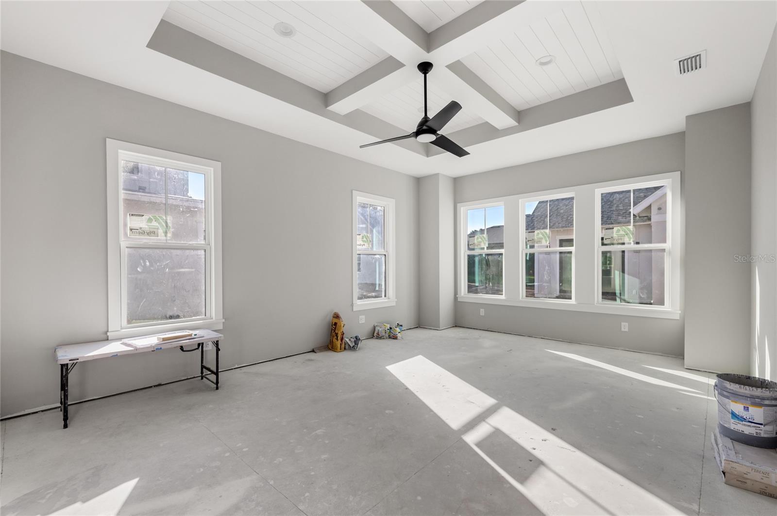 Image 18 of 95 For 1096 Riverway Drive