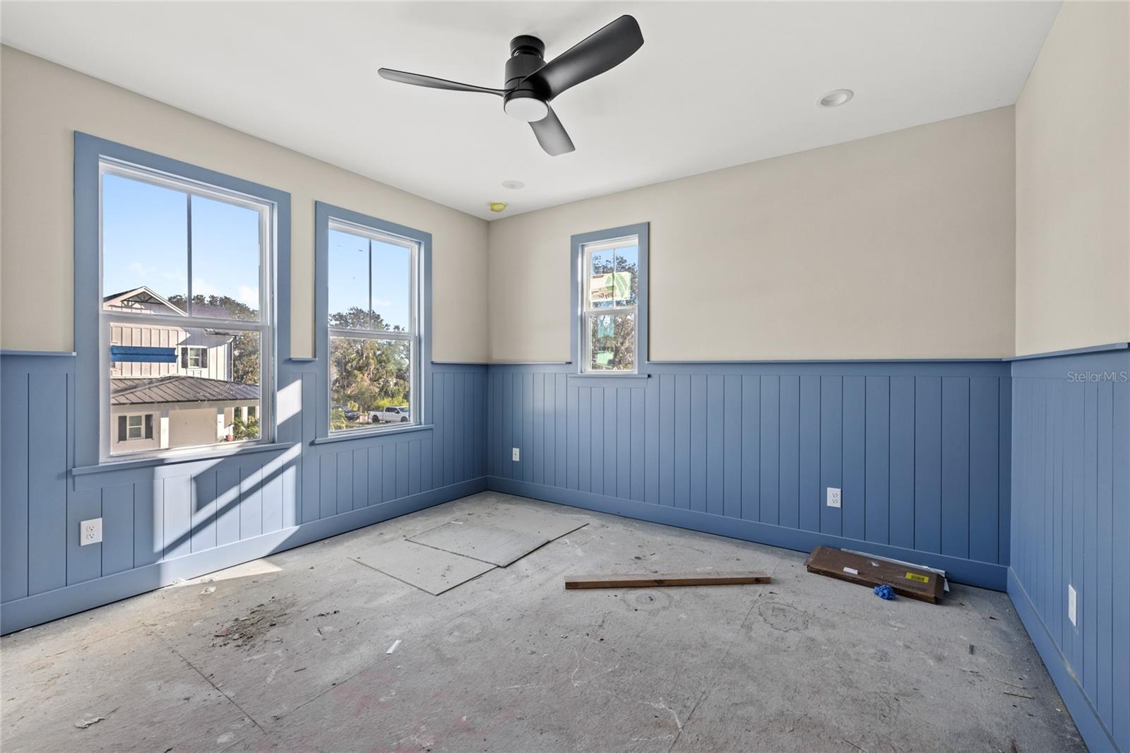 Image 29 of 95 For 1096 Riverway Drive