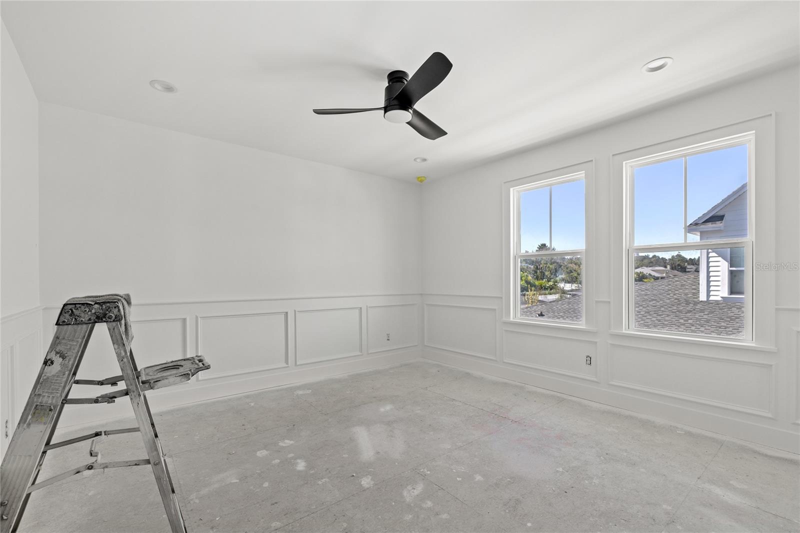 Image 34 of 95 For 1096 Riverway Drive