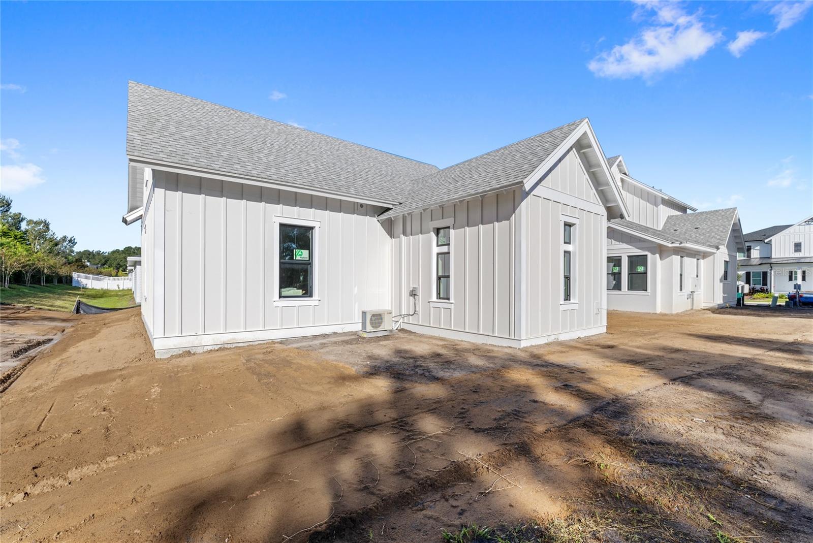 Image 41 of 95 For 1096 Riverway Drive