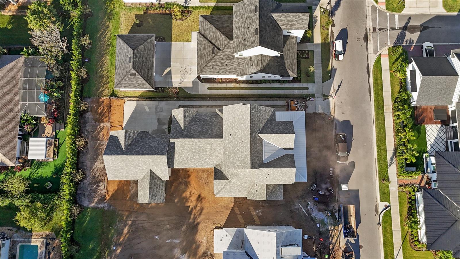 Image 48 of 95 For 1096 Riverway Drive