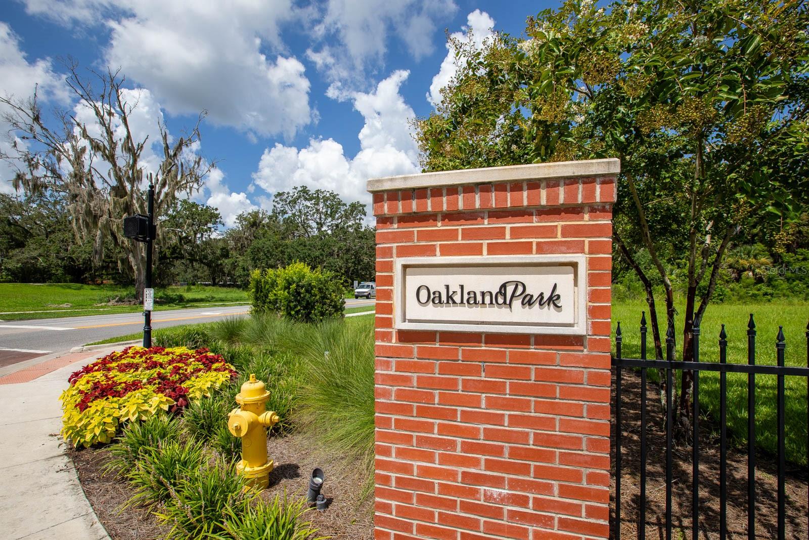 Image 57 of 95 For 1096 Riverway Drive