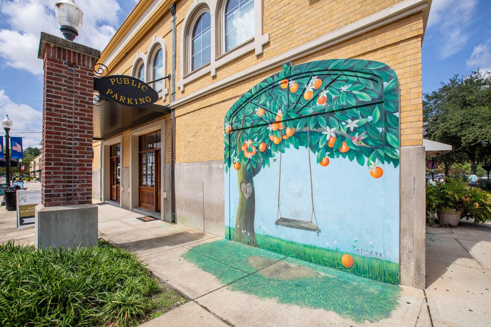 Image 88 of 95 For 1096 Riverway Drive