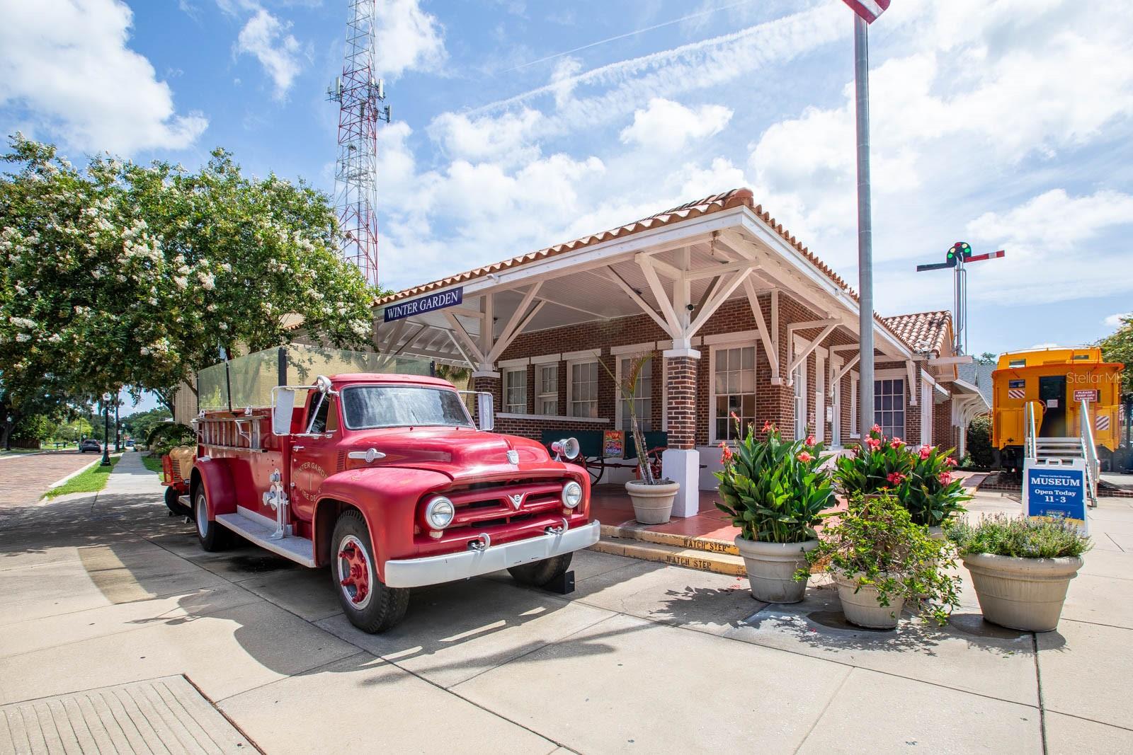 Image 91 of 95 For 1096 Riverway Drive