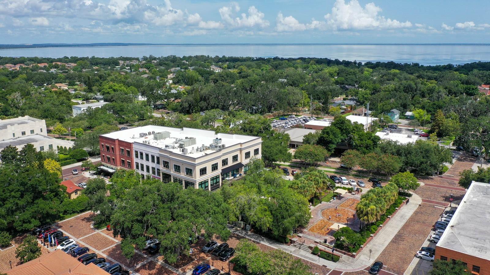 Image 95 of 95 For 1096 Riverway Drive