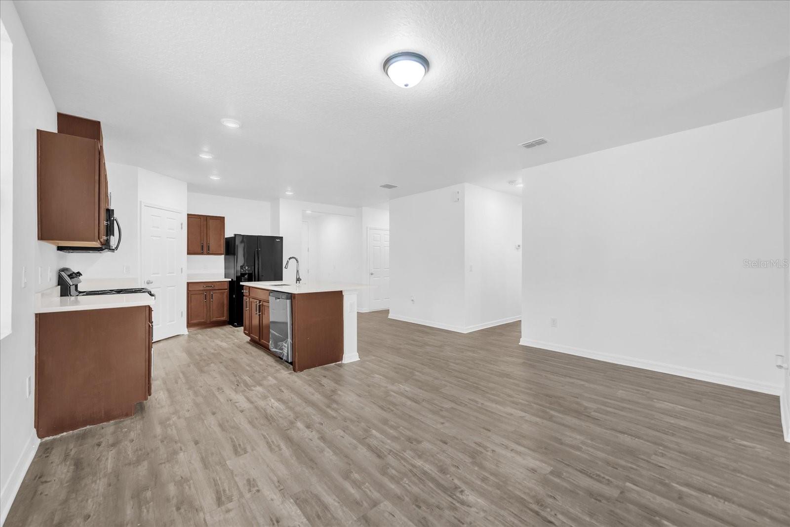 Image 10 of 27 For 551 Tortugas Street