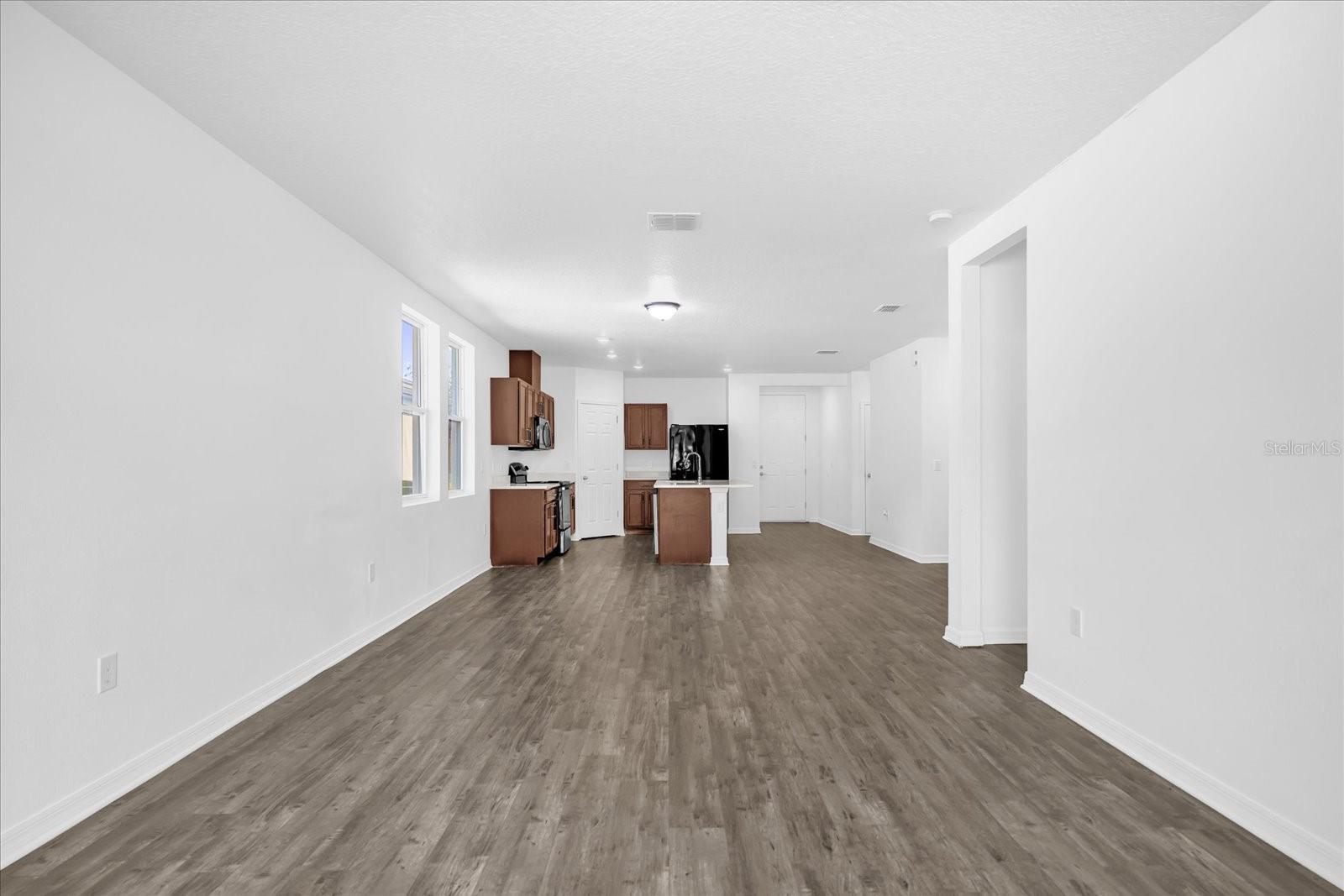 Image 11 of 27 For 551 Tortugas Street