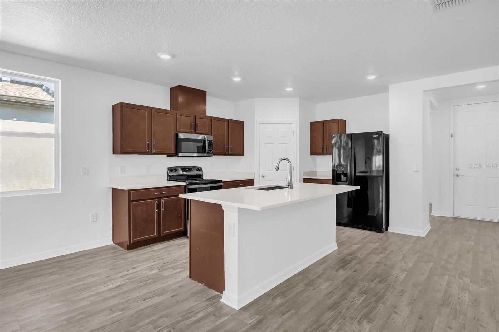 Image 7 of 27 For 551 Tortugas Street