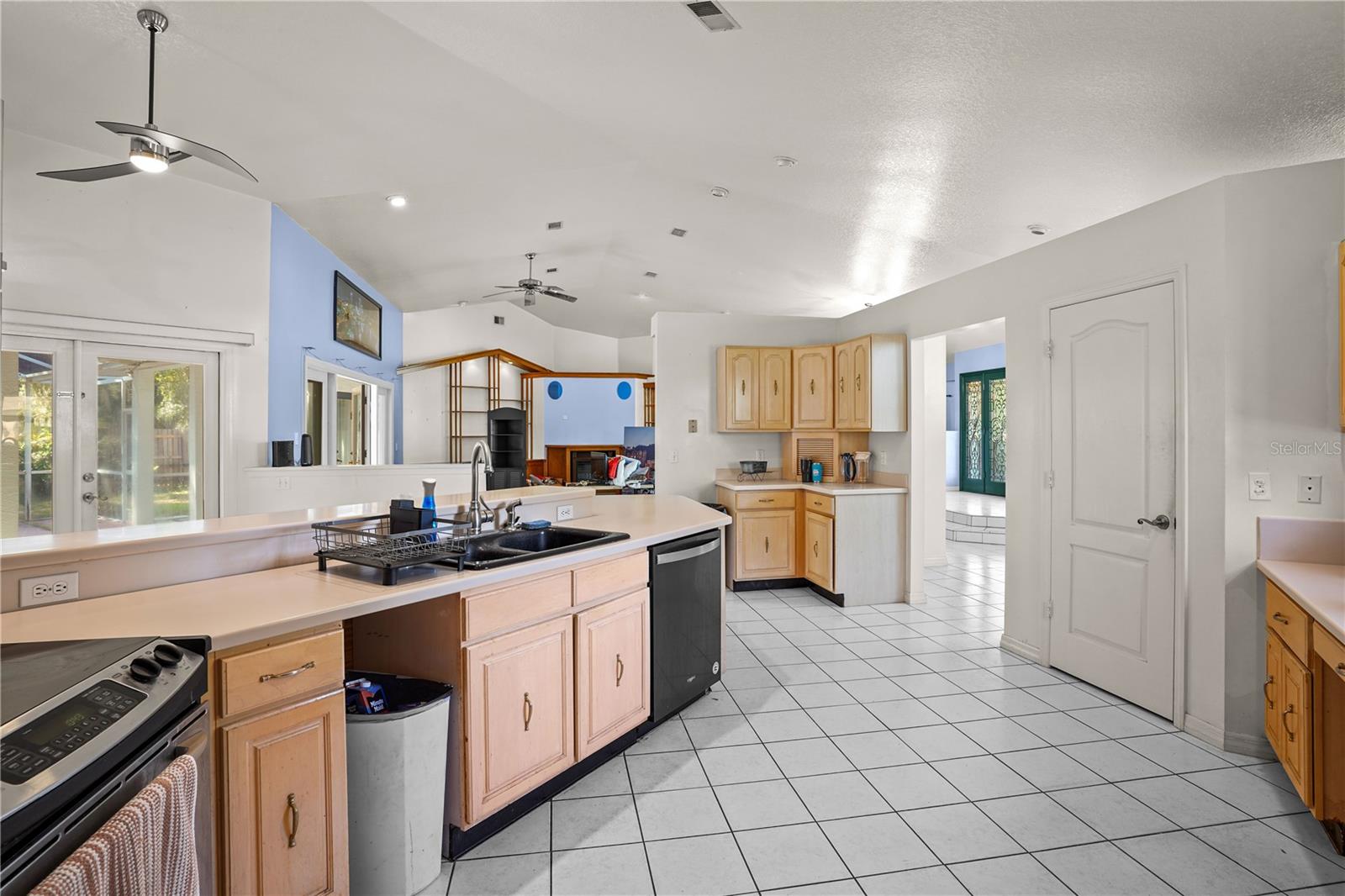 Image 17 of 41 For 2286 Lake Francis Drive