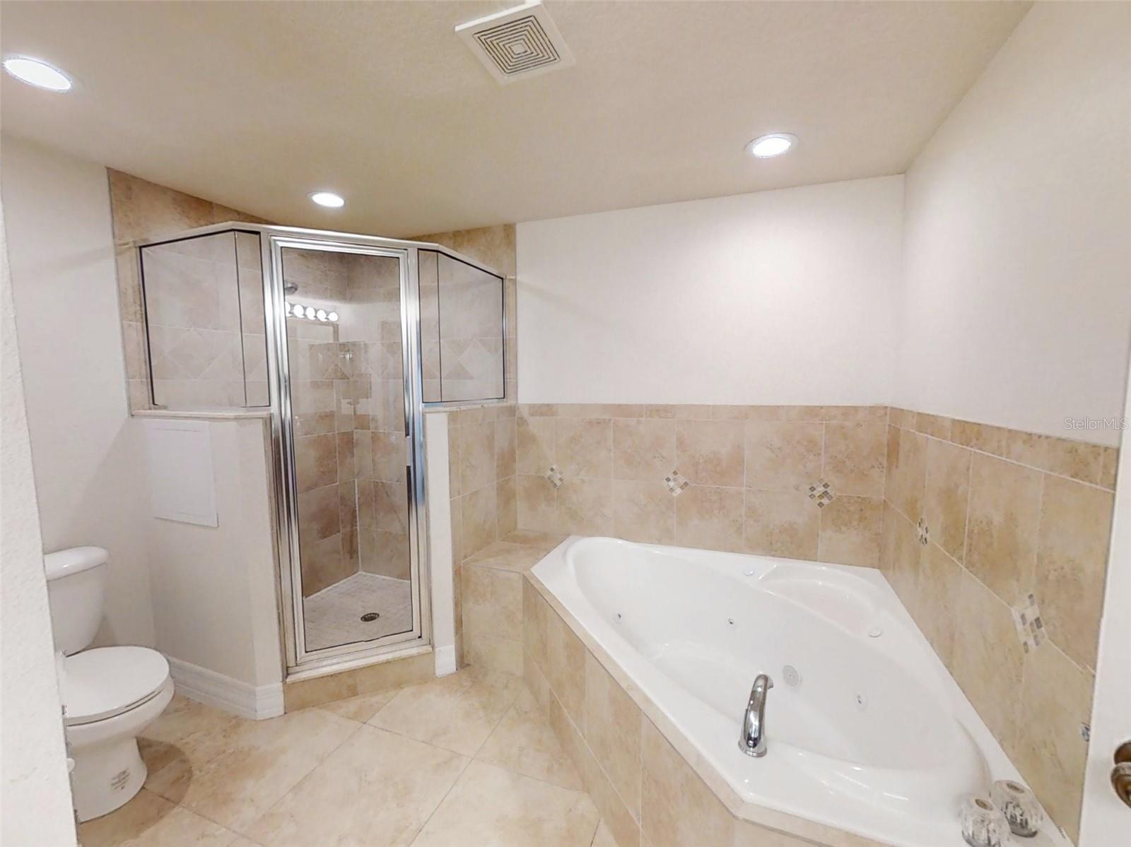 Image 15 of 52 For 5300 Atlantic Avenue 19-202