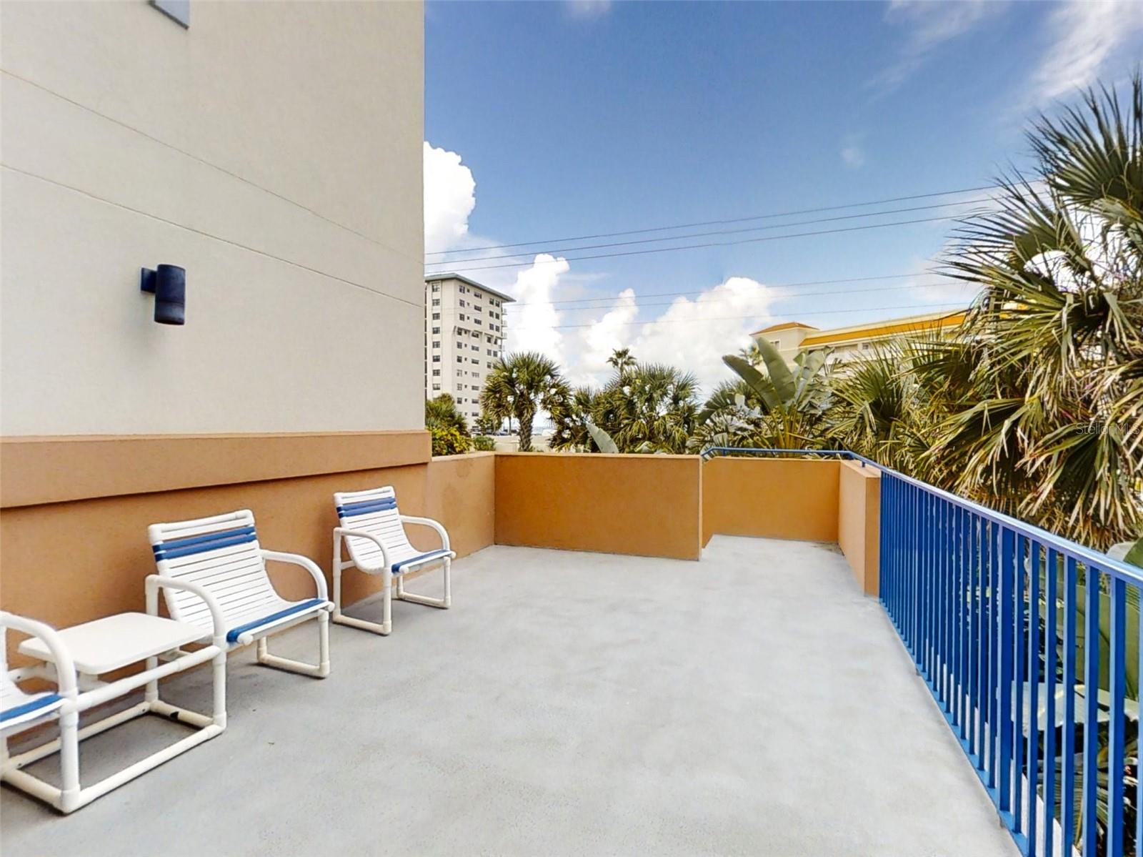 Image 28 of 52 For 5300 Atlantic Avenue 19-202