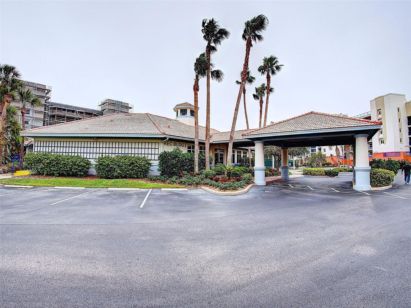 Image 33 of 52 For 5300 Atlantic Avenue 19-202