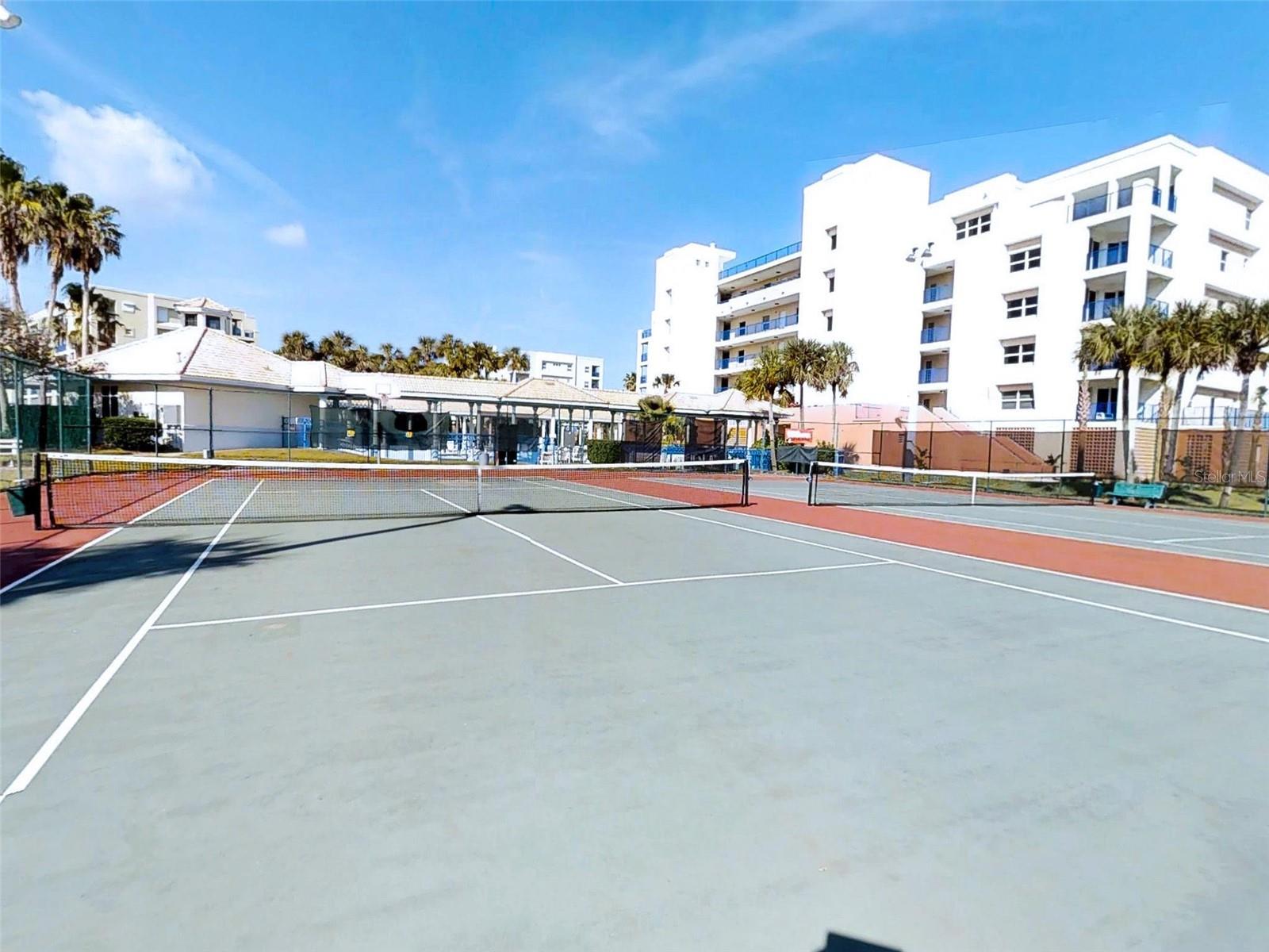 Image 36 of 52 For 5300 Atlantic Avenue 19-202