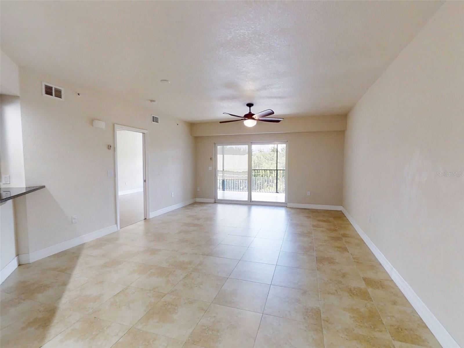 Image 6 of 52 For 5300 Atlantic Avenue 19-202