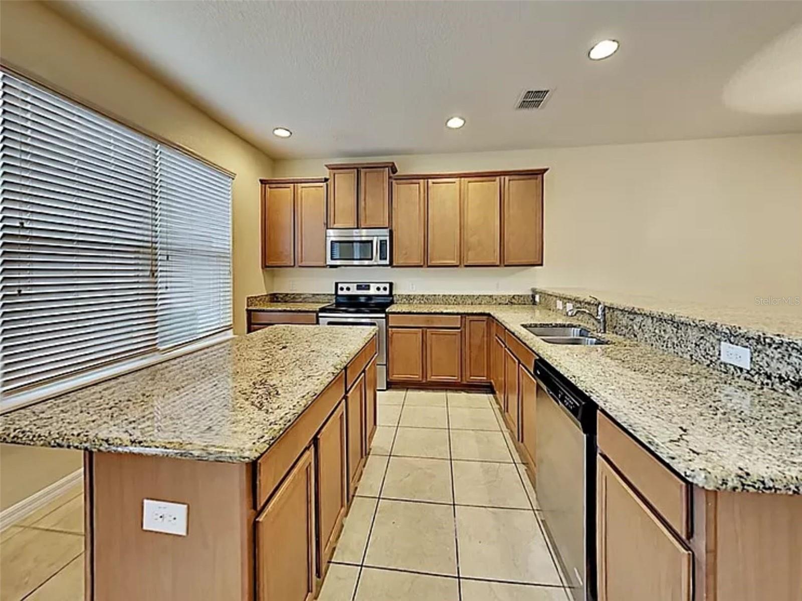 Image 5 of 16 For 8964 Hildreth Avenue