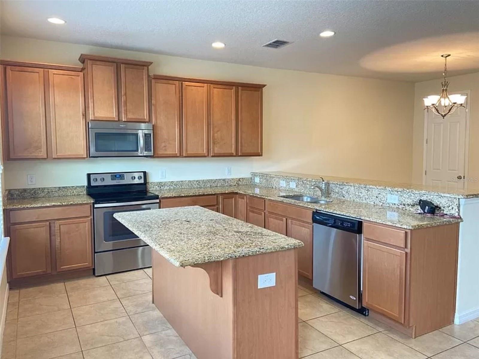 Image 6 of 16 For 8964 Hildreth Avenue