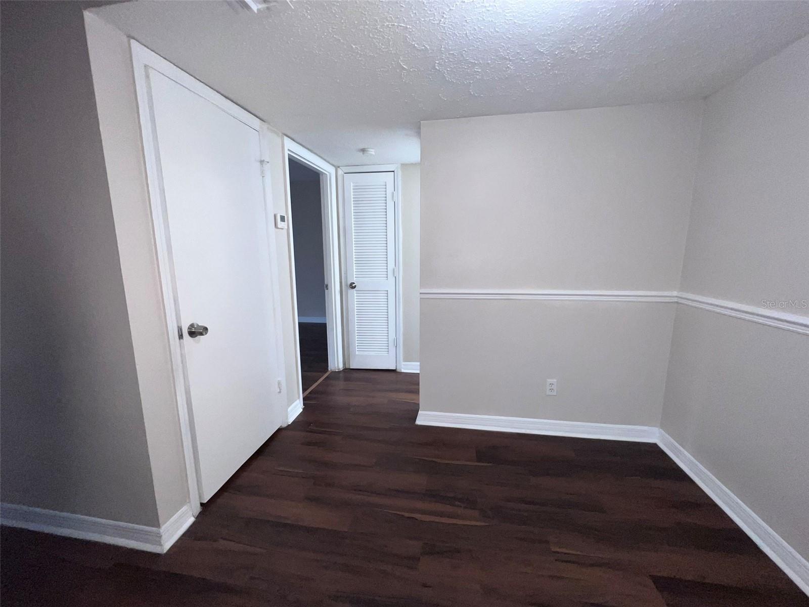 Image 8 of 11 For 325 Wymore Road 206