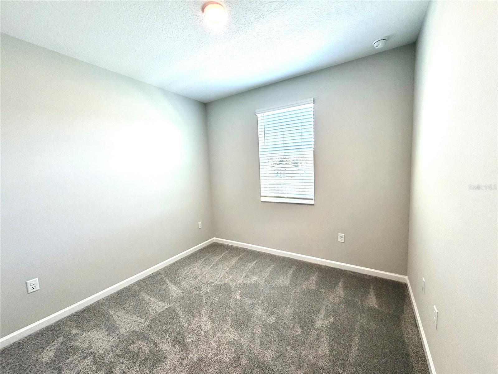 Image 14 of 32 For 579 Pothos Street