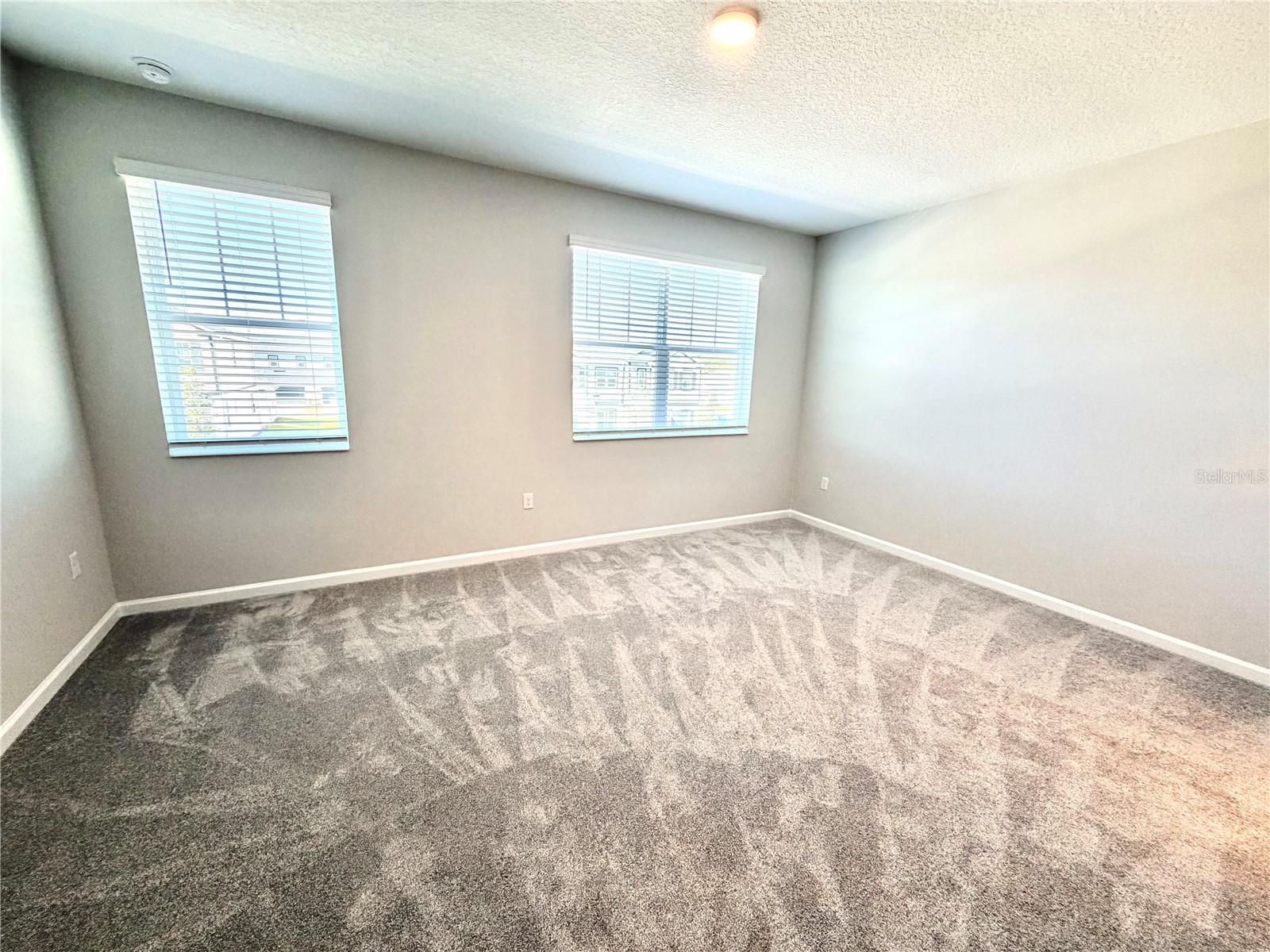 Image 24 of 32 For 579 Pothos Street