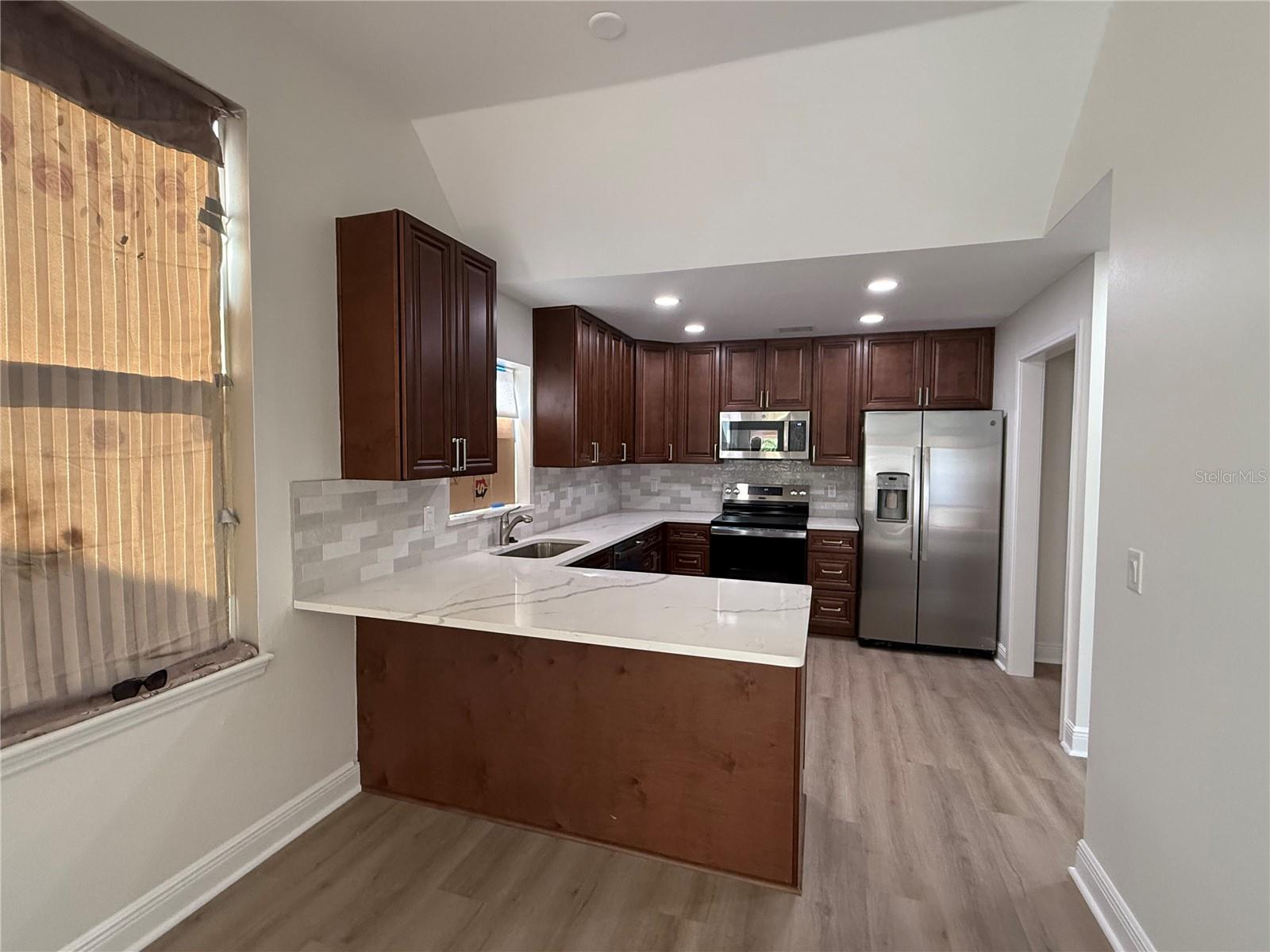 Listing photo id 8 for 1760 Stafford Springs Boulevard