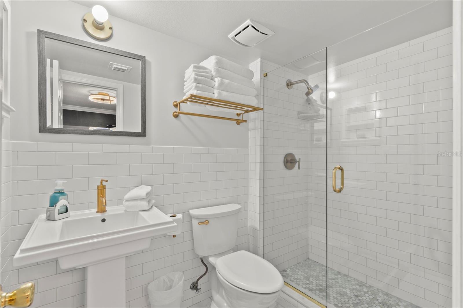 Image 27 of 46 For 2401 Atlantic Avenue E101