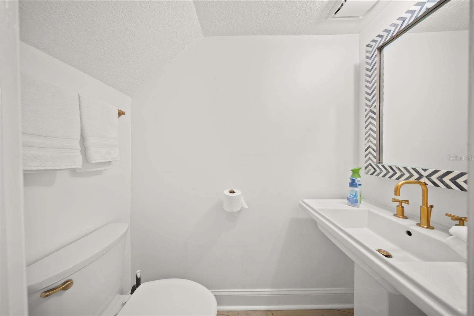 Image 28 of 46 For 2401 Atlantic Avenue E101