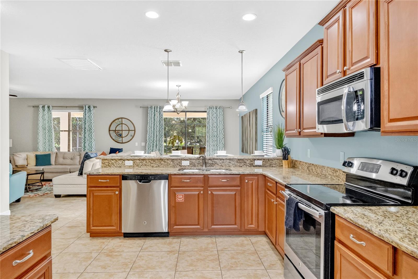 Image 8 of 46 For 1401 Moon Valley Drive