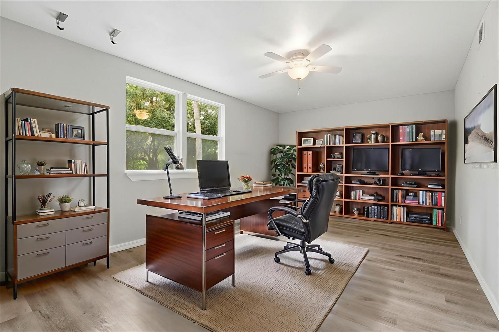 Image 19 of 36 For 1515 Elliott Street