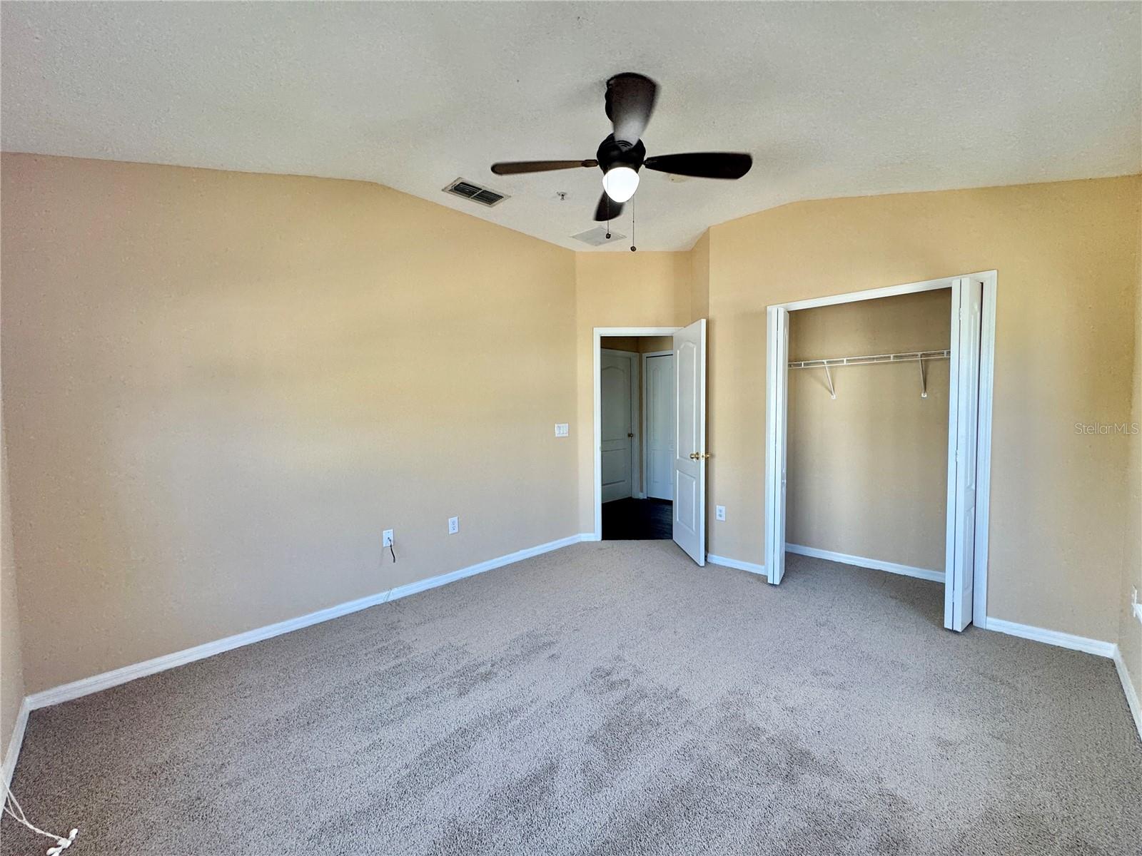 Image 13 of 17 For 6464 Goldenrod Road 32a