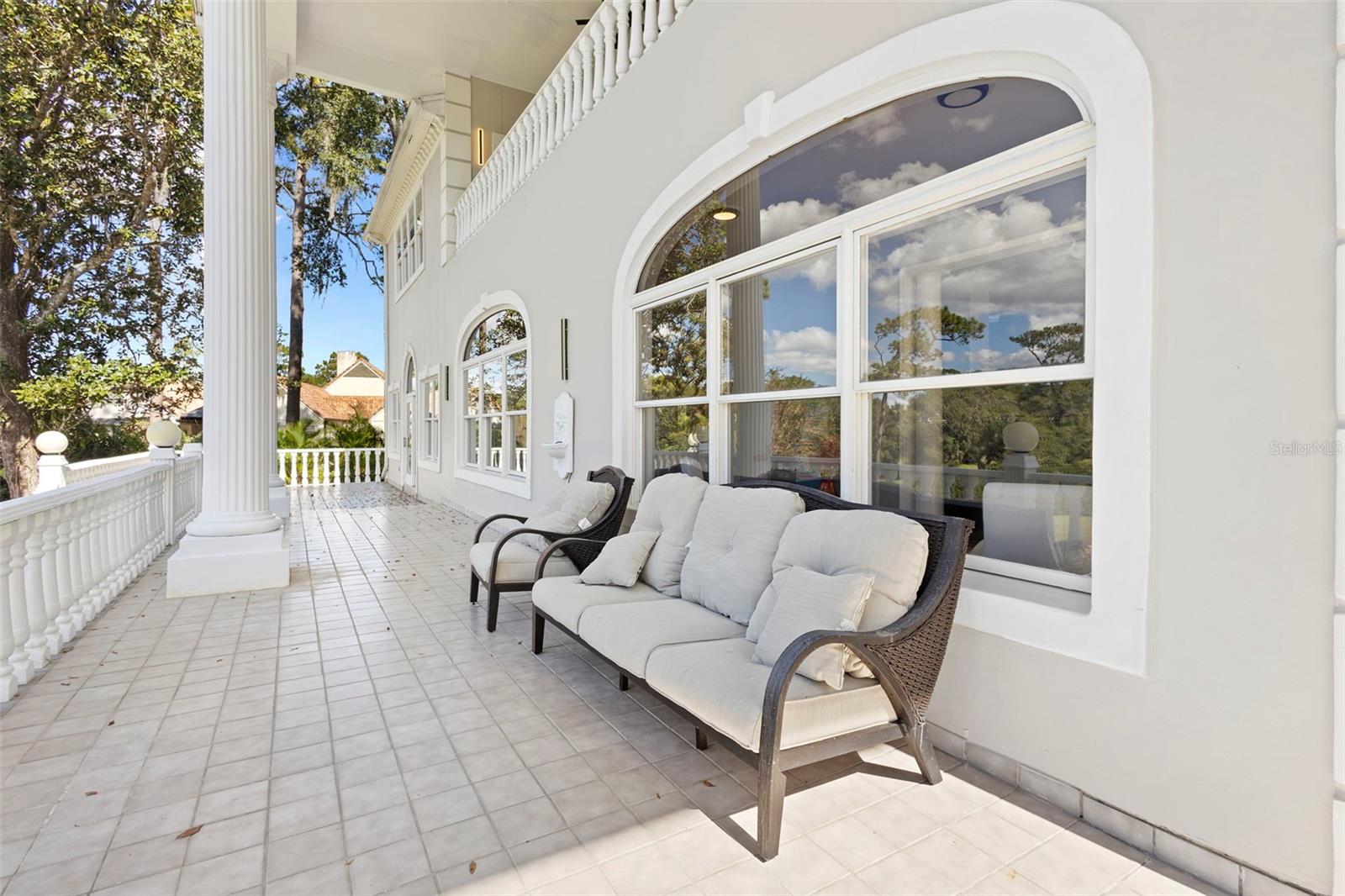 Listing photo id 20 for 1126 Brownshire Court